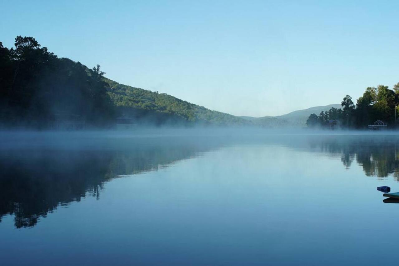 Tibors Landing On Lake Burton Clayton Exterior photo
